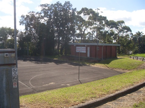 Gerringong Netball Courts.JPG