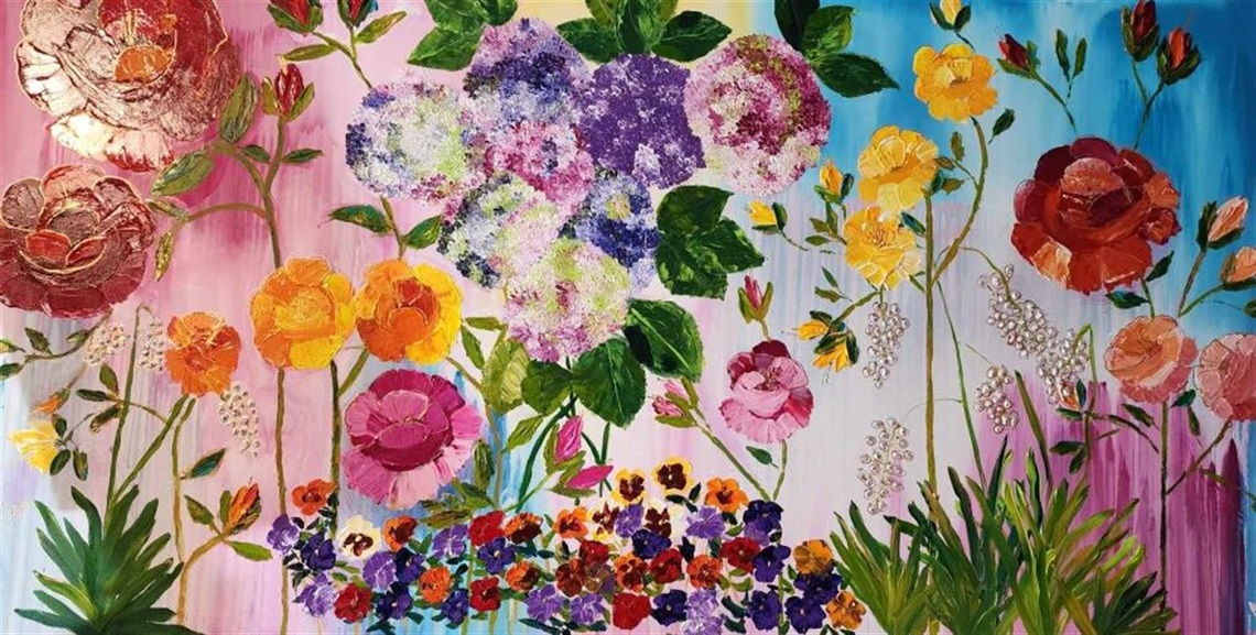 Bright and colourful painting of flowers 
